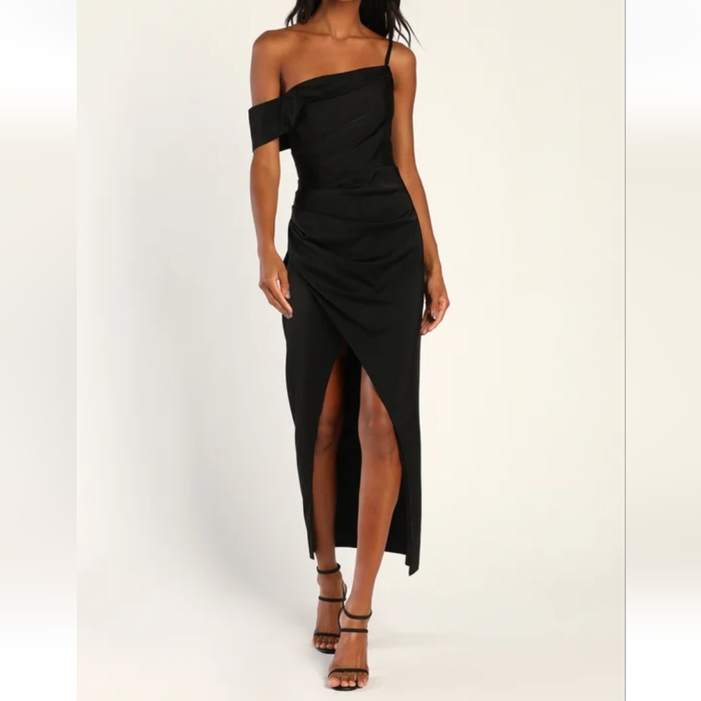 Lulu's Black Asymmetrical Midi Dress Size Medium